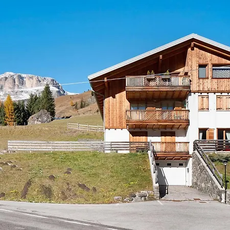 Sunny Appartement Arabba